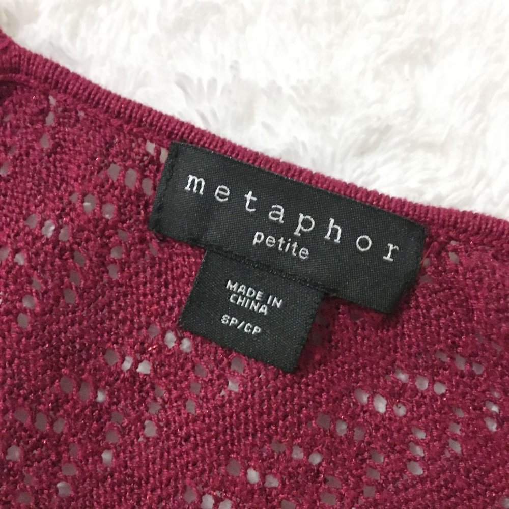 Metaphor | Maroon bat wings v neck crop sweater - Picture 8 of 11